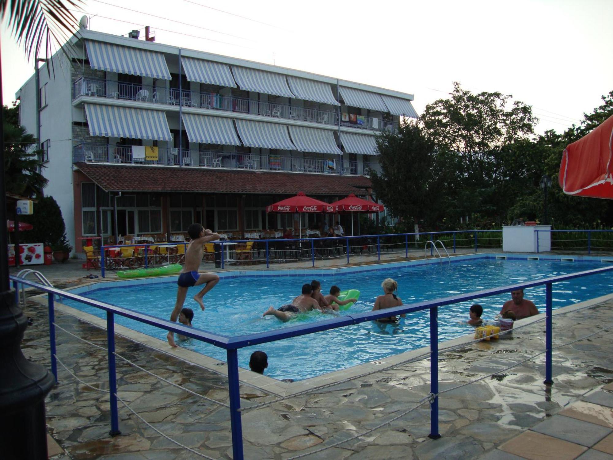 Hotel Pantazis باراليا بانتالييمونوس المظهر الخارجي الصورة