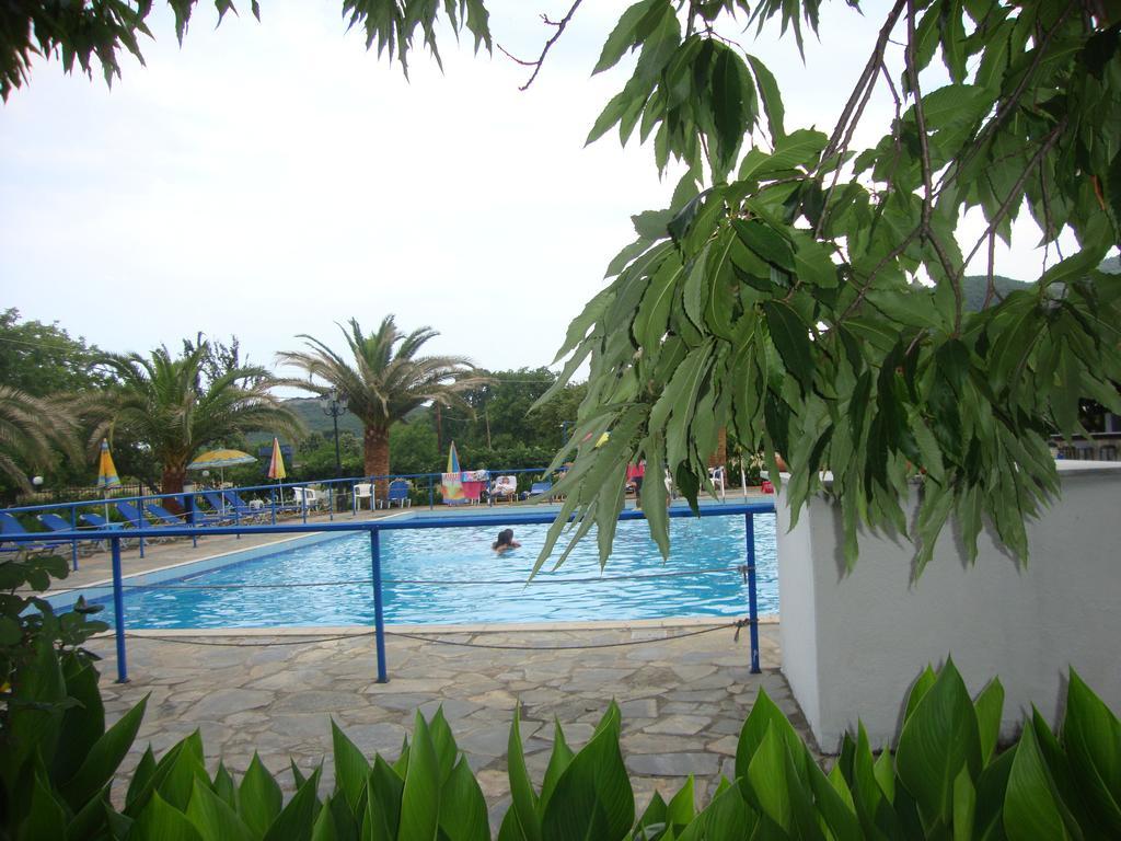 Hotel Pantazis باراليا بانتالييمونوس المظهر الخارجي الصورة