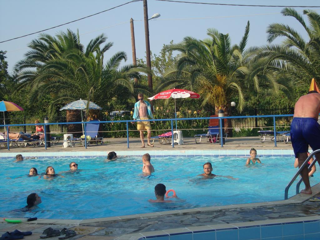 Hotel Pantazis باراليا بانتالييمونوس المظهر الخارجي الصورة